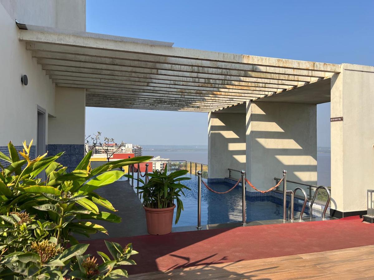Studio Apt With Rooftop Panoramic Views @ Dabolim Vāsco Da Gāma Eksteriør bilde